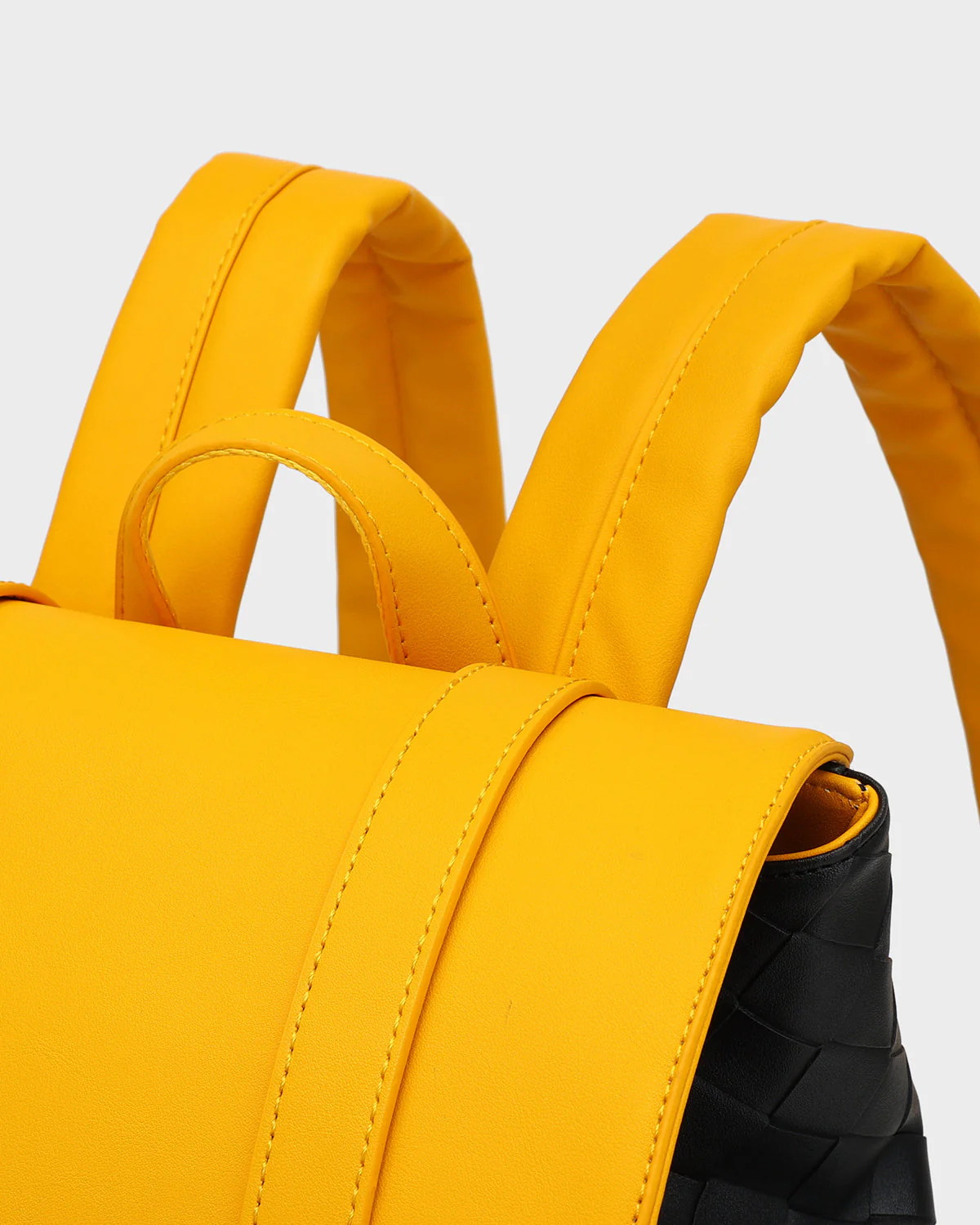 Bodega Explorer Rolling Duffle Set in Black Yellow - Image 7