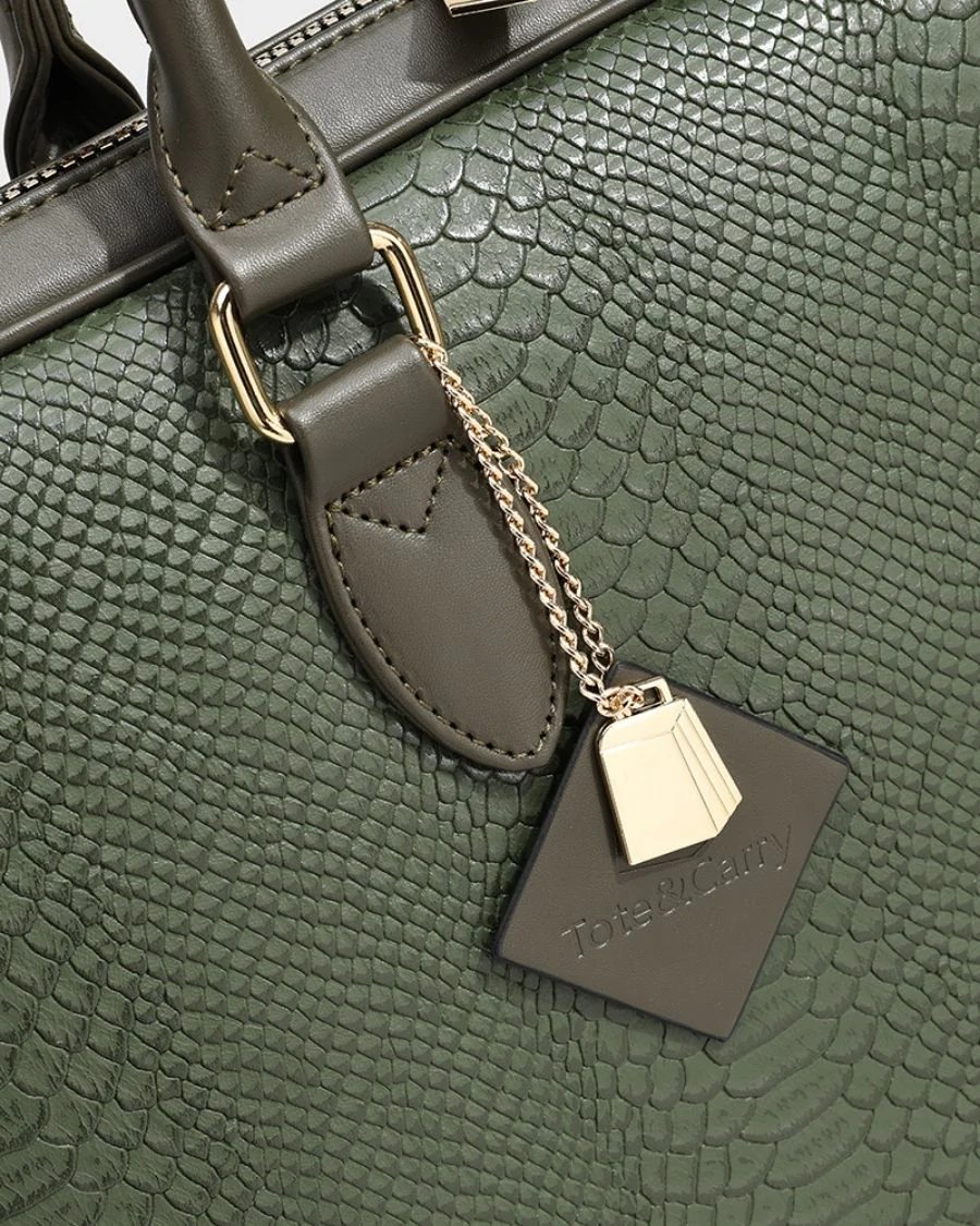 Signature Jetsetter Laptop Bag in Olive - Image 7