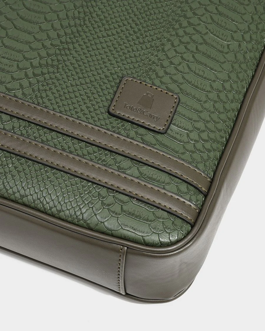 Signature Jetsetter Laptop Bag in Olive - Image 8