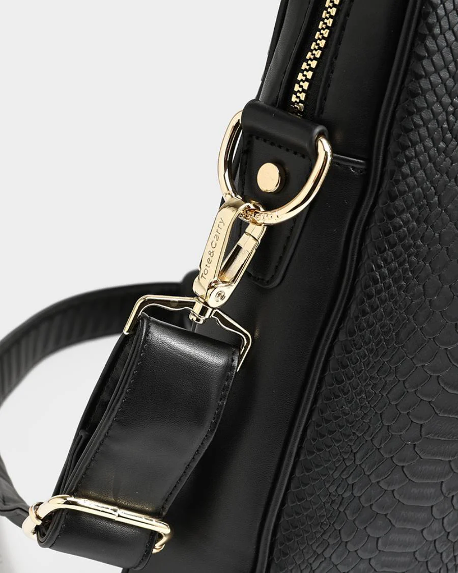 Signature Jetsetter Laptop Bag in Black - Image 10