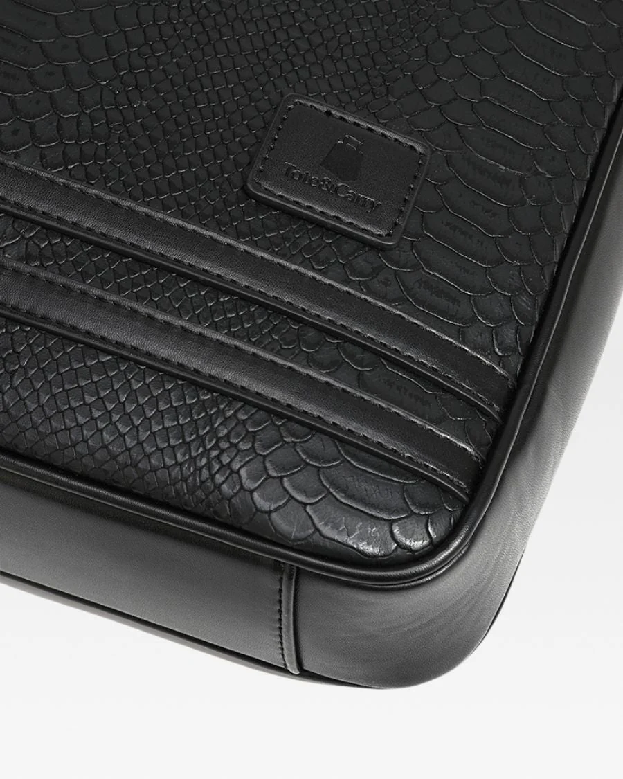 Signature Jetsetter Laptop Bag in Black - Image 7