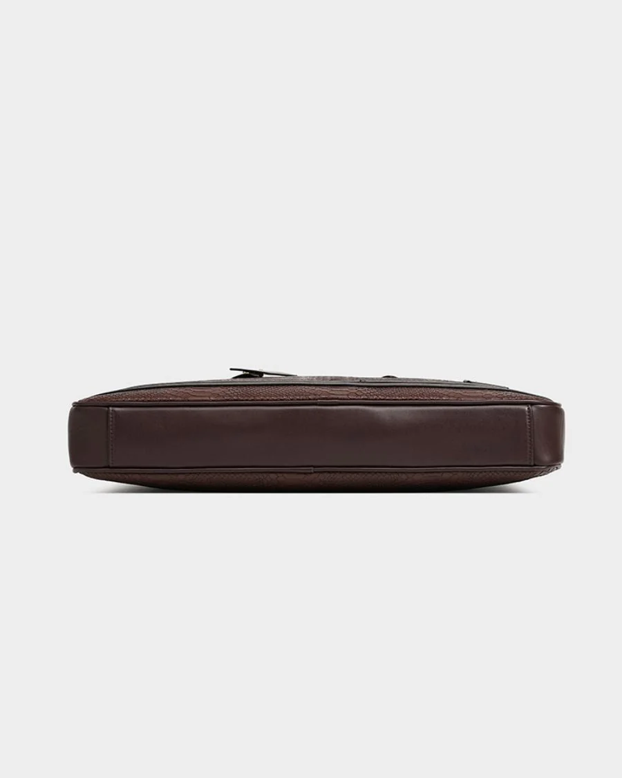 Signature Jetsetter Laptop Bag in Chocolate - Image 9