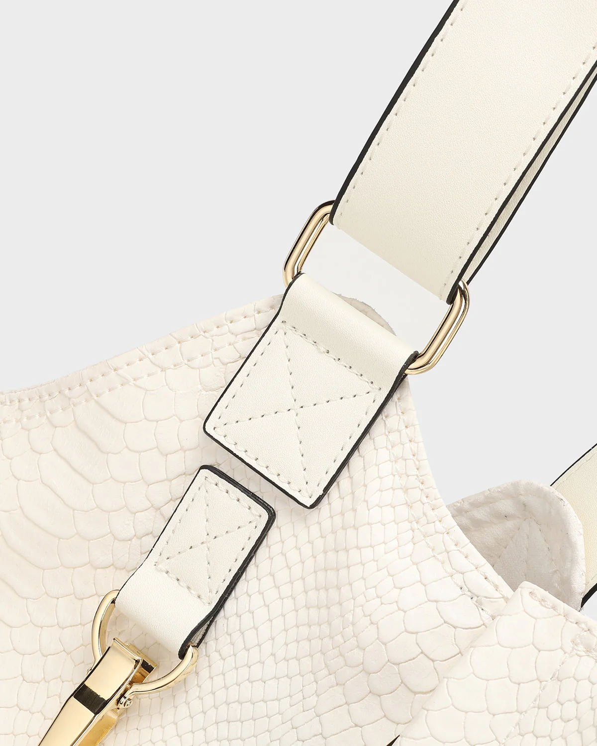 Signature Tactical Vest in White - Image 9