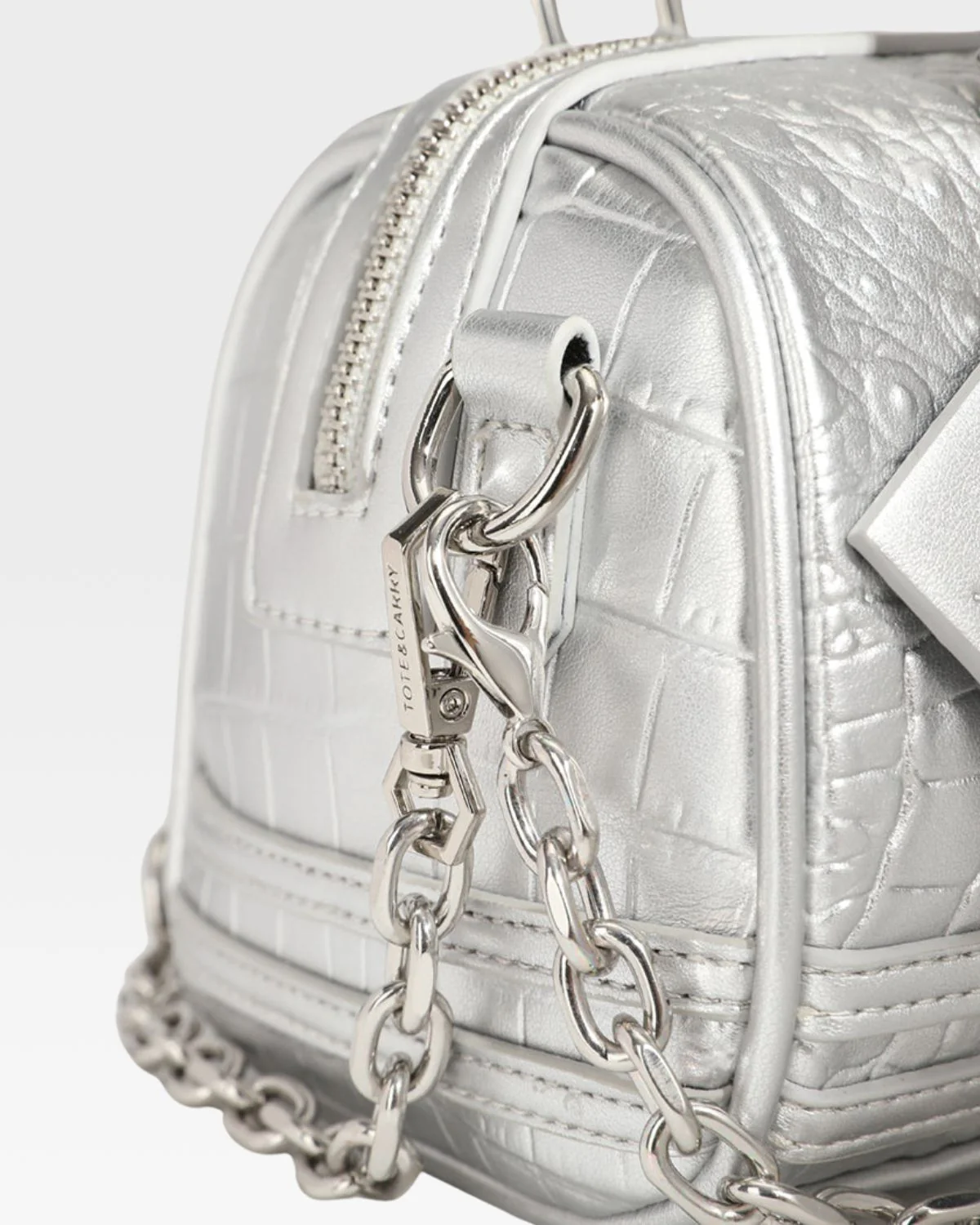 Statement Baddie Purse in Silver - Image 8
