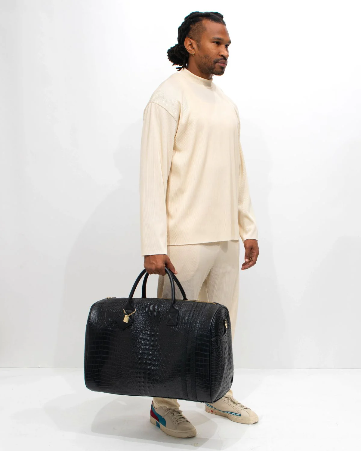 Statement Weekender Duffle Bag in Black - Image 6