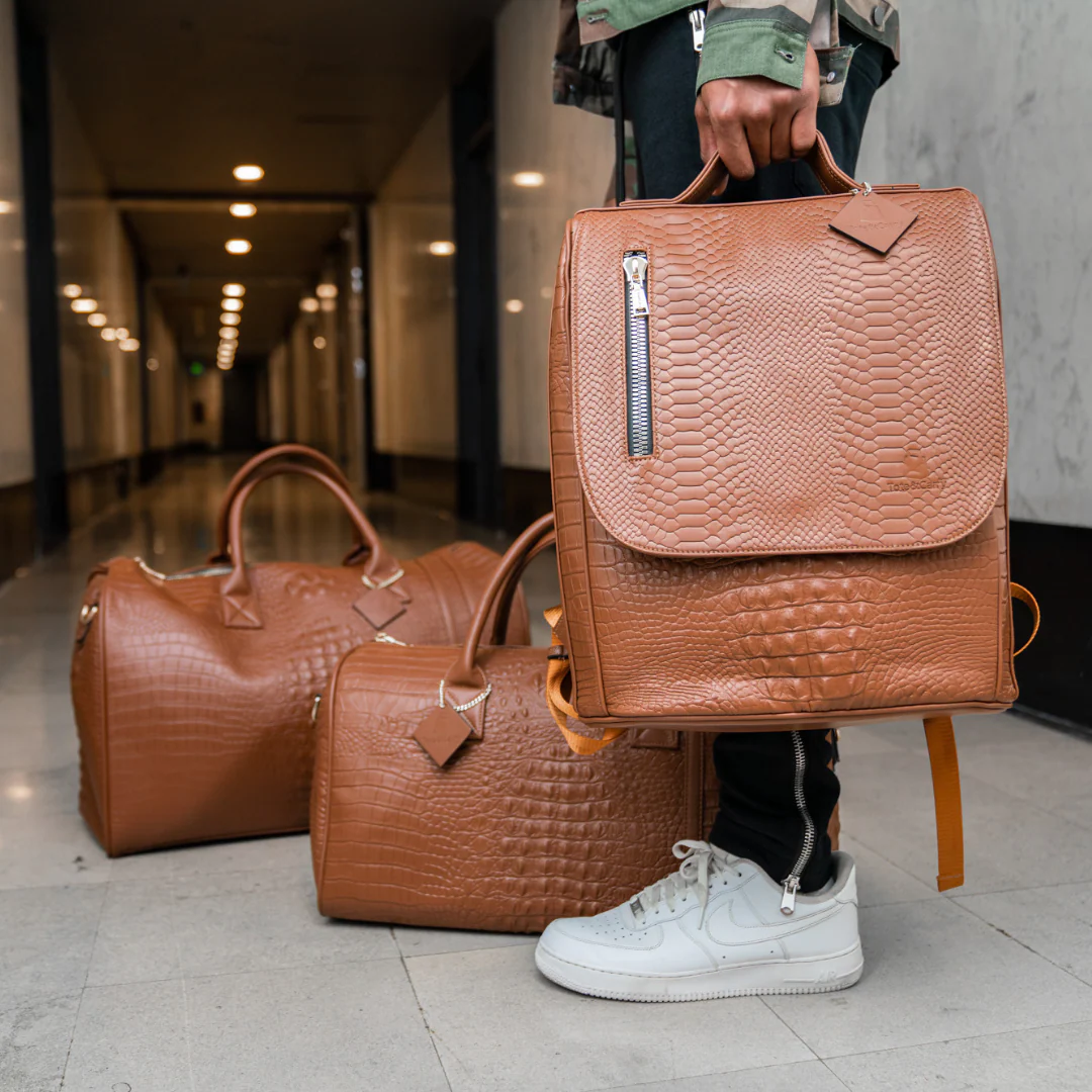 Statement Weekender Travel Sets - Image 9