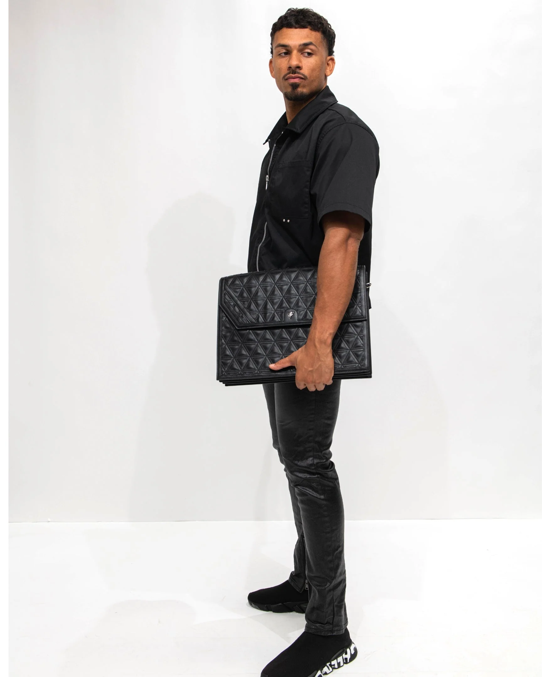 First Class CEO Briefcase in Black - Image 6